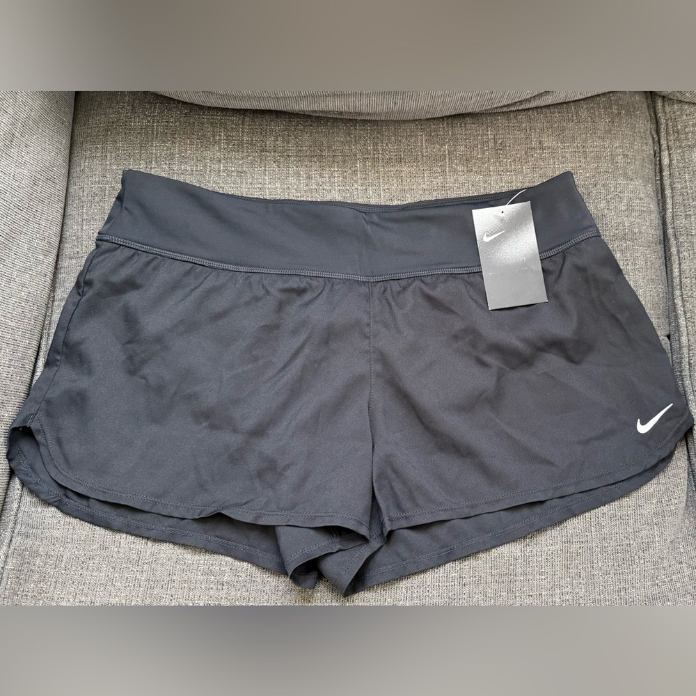 Nike Women's black Athletic Shorts- New with Tags